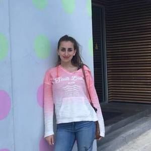 Meet your Posher, Aline